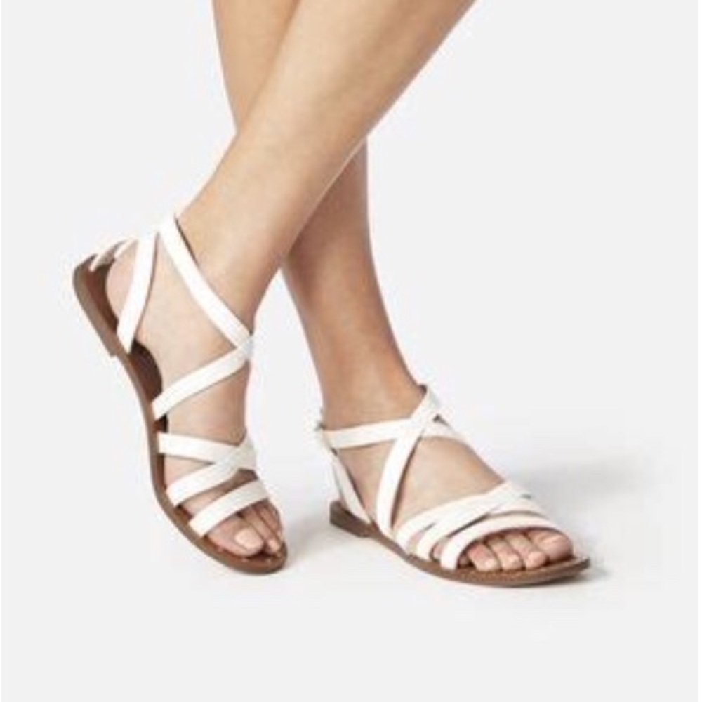🍁5/$25Carine Sandals